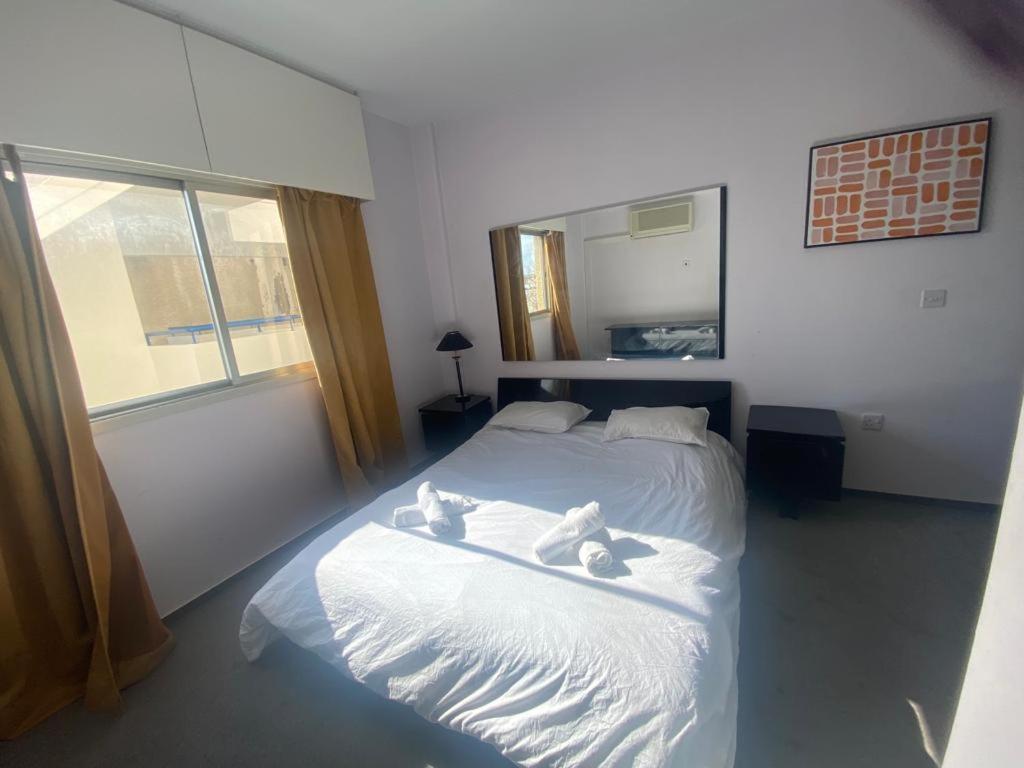 Private Room In A Shared Flat At Best Location Limassol Exterior foto